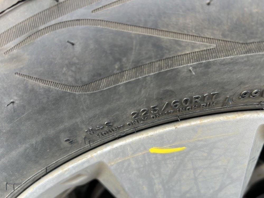 Engine ECM Electronic Control Module 2.5L Automatic Fits 11 LEGACY 104737084