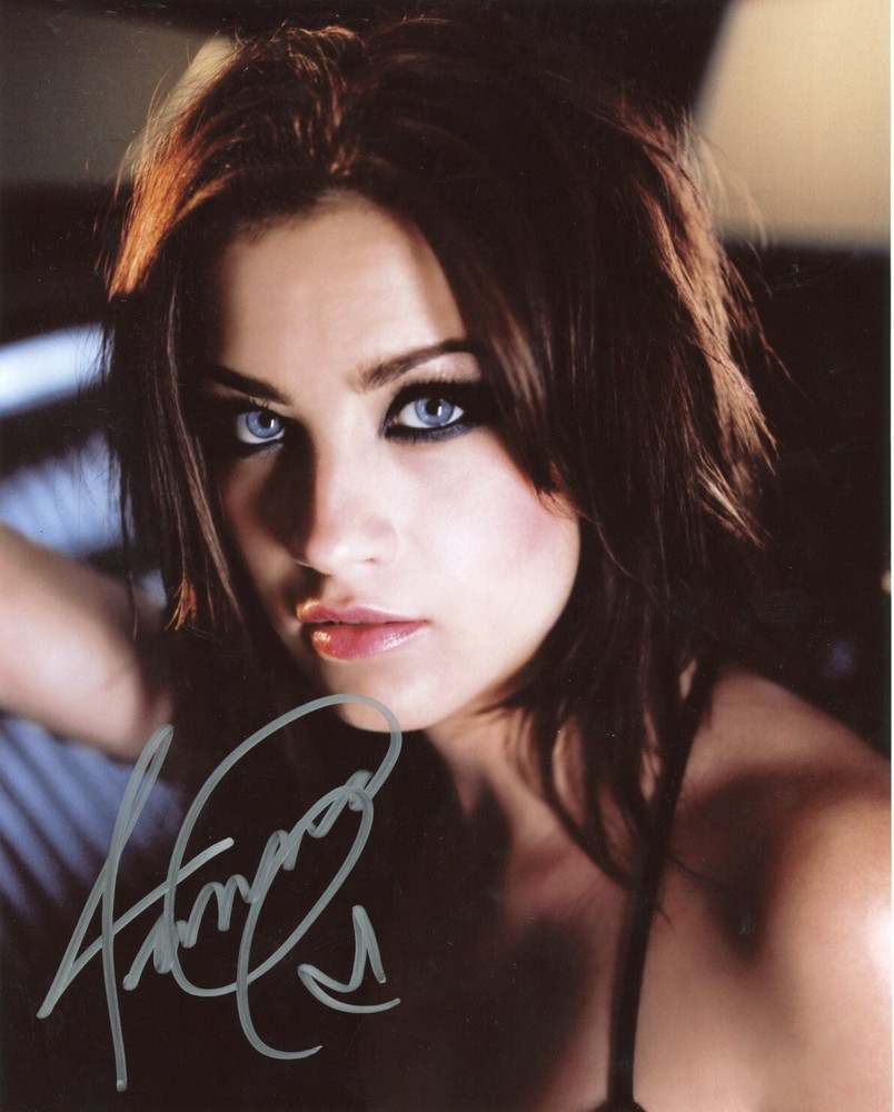 Joanna Pacitti- Signed Photograph