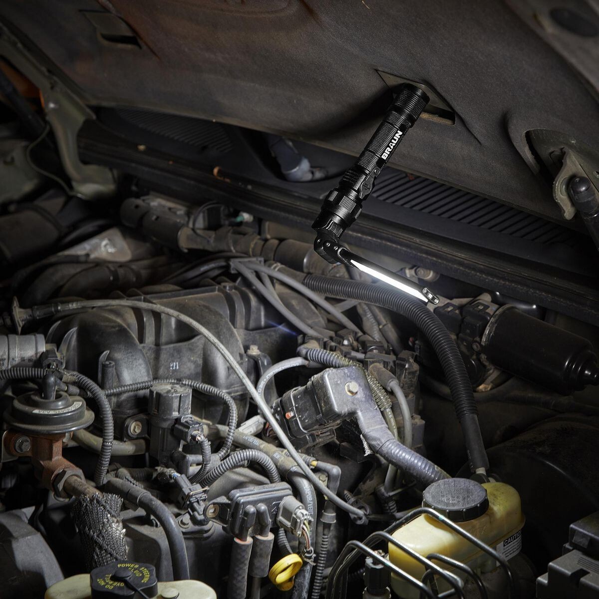 Braun Slim Bar Folding Rechargeable 500 Lumens Magnetic Led Light