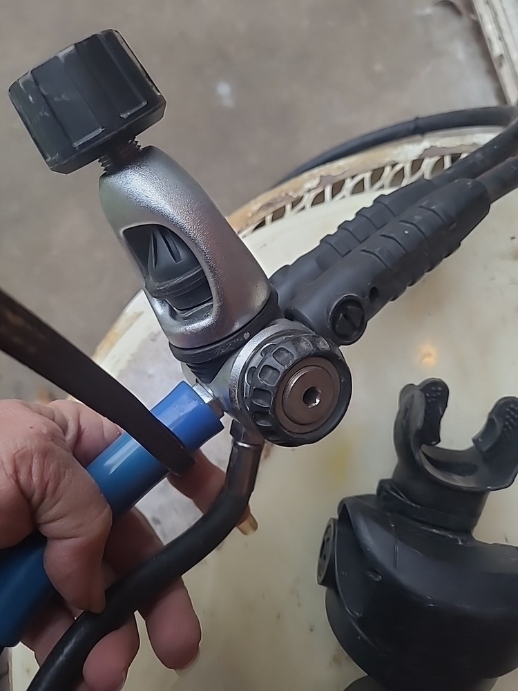 Scubapro Scuba Divers Regulator Plus Scuba Diving Equipme