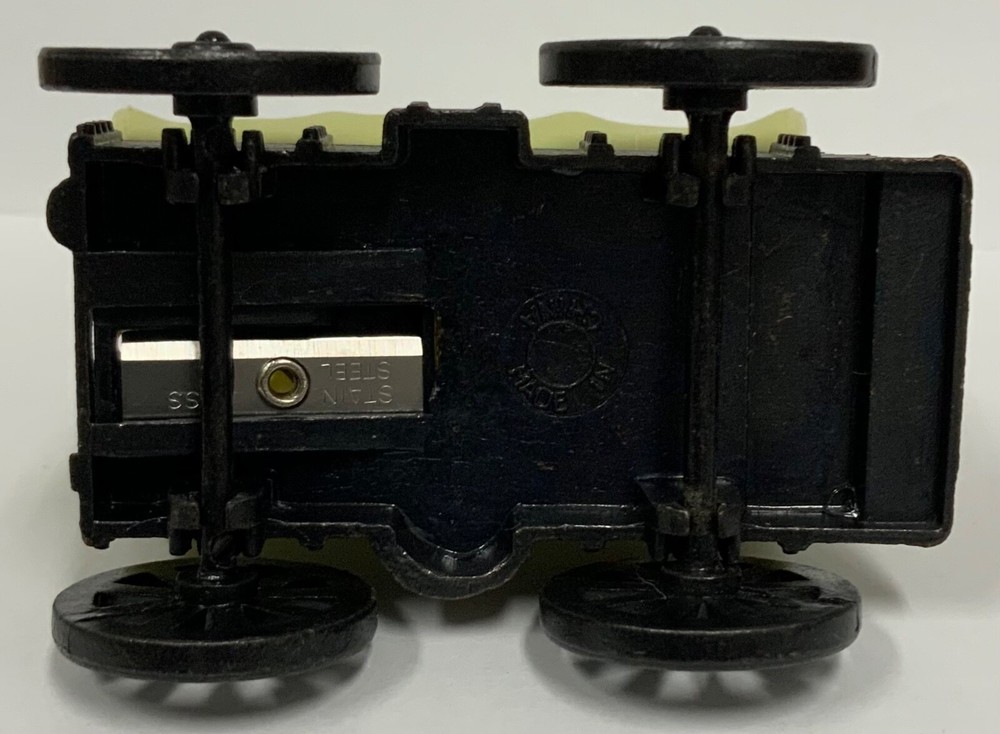 Covered Wagon Miniature Pencil Sharpener