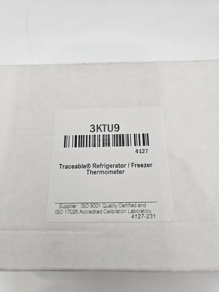 TRACEABLE 4127 Digital Thermometer, ±1°C Temperature 3ktu9