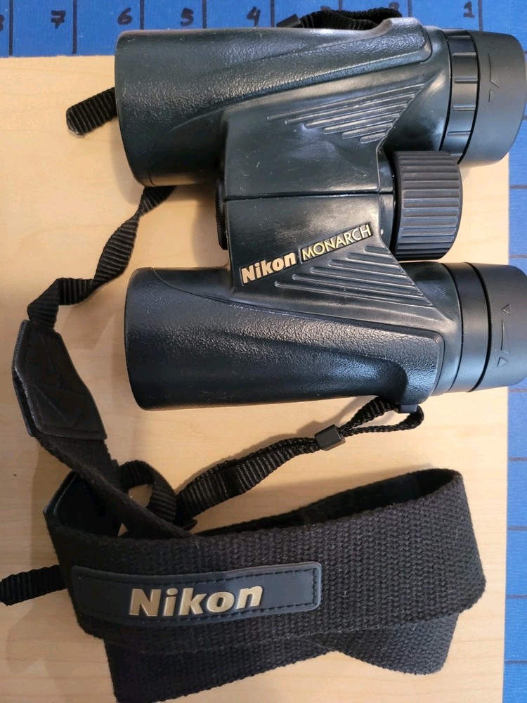 Nikon Monarch ATB 10x36 Midsize Binoculars - Nice Optic!