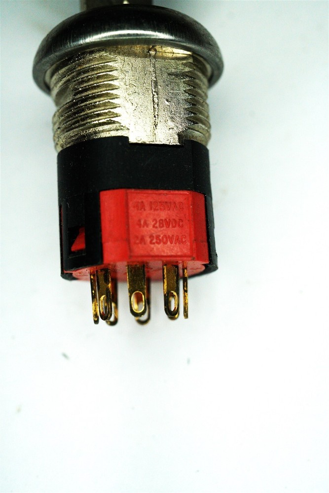 C&K 3 Position Switchlock Y Series w 2 Keys. 3 Position Electrical Key Switch