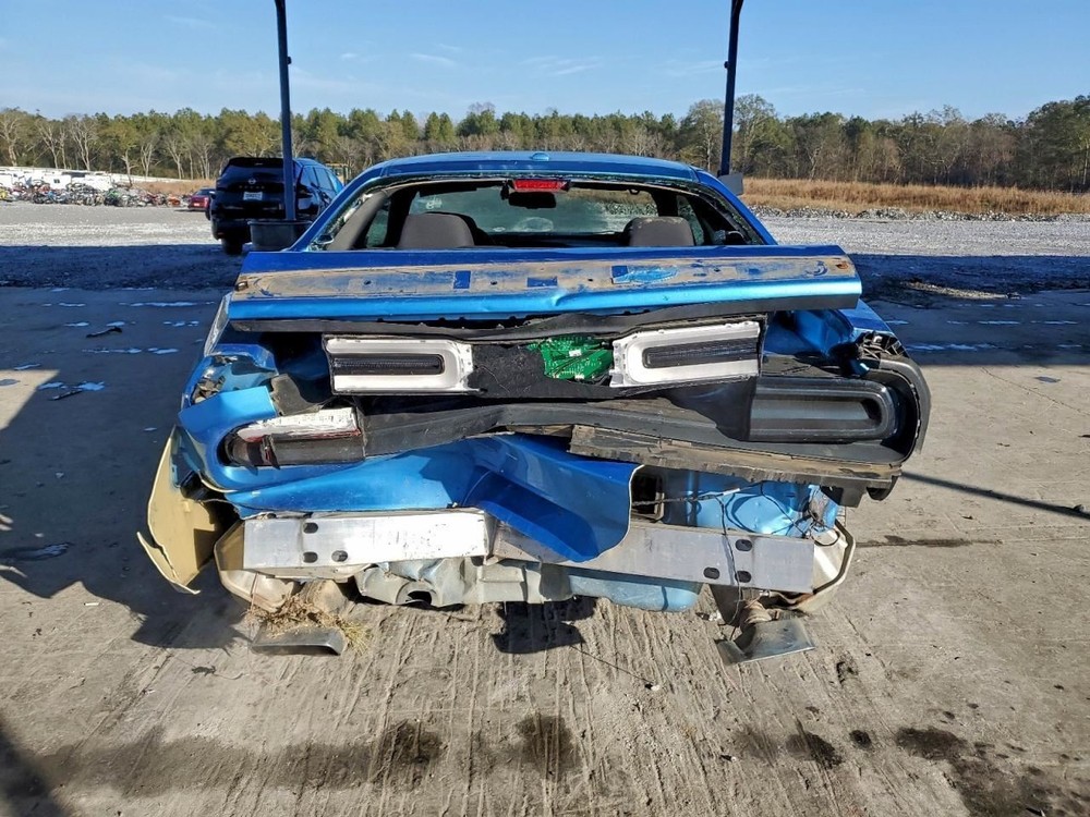 CHALLENGE 2016 Glove Box 5009259