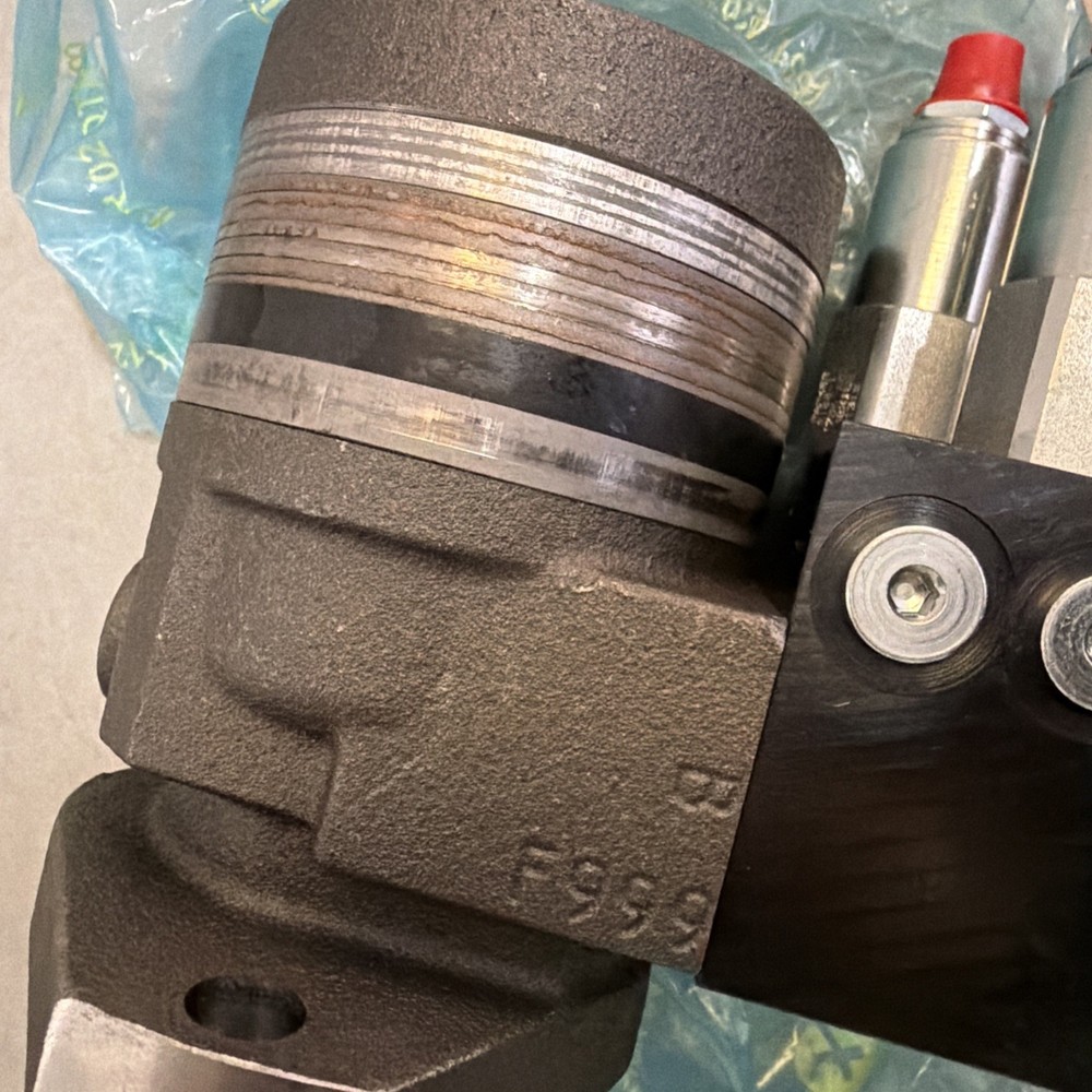 Parker TE-0045AM100HACC Pump New!