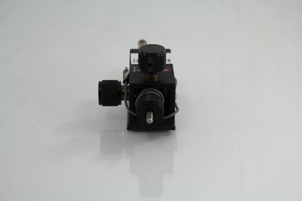 S-725-CLM Magnet base probe manipulator