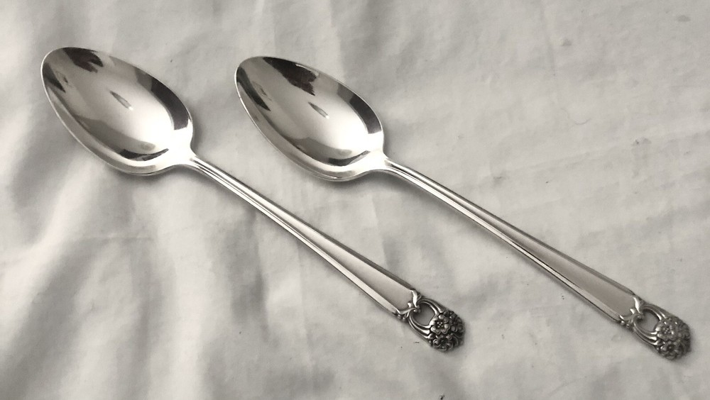 1847 Roger Bros ETERNALLY YOURS Silverplate 1941 *** 2 Serving Spoons ***