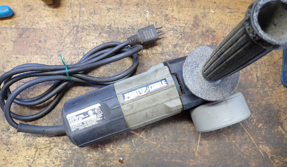 USA PORTER CABLE 7335 WITH 6" COUNTER WEIGHT  RANDOM ORBITAL SANDER MISSING PAD