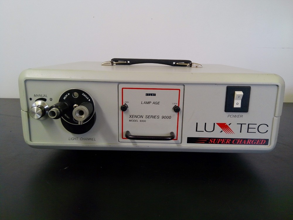 Luxtec Xenon Series 9000 Model 9300 Light Source w/ Light Cables