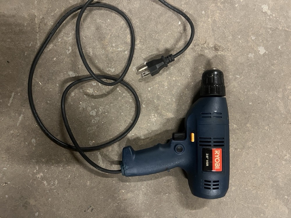 RYOBI D40 3/8" VSR DRILL