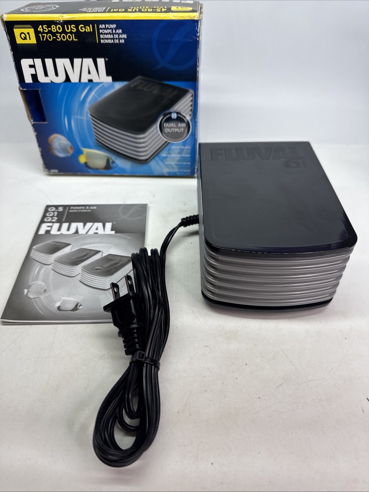 Hagen Fluval Q2 50-160 US Gal Adjustable Flow Control Air Pump - Working