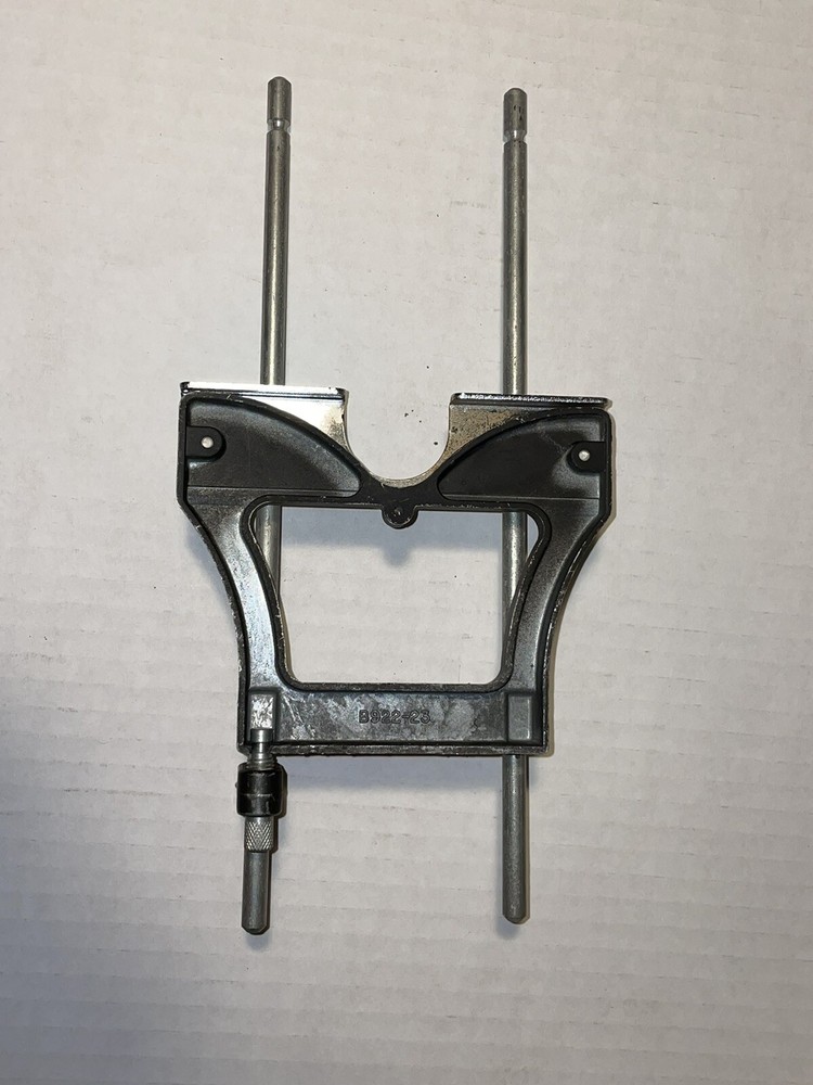 McGraw-Edison ROUTER EDGE GUIDE Model 774000 Casting # B922-23