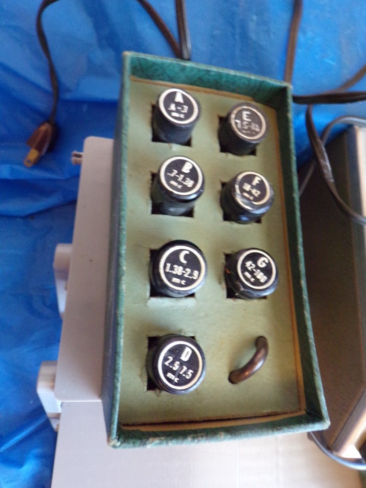 Vintage EICO Model 710 Grid Dip Meter with A-G Coils, HAM Testers