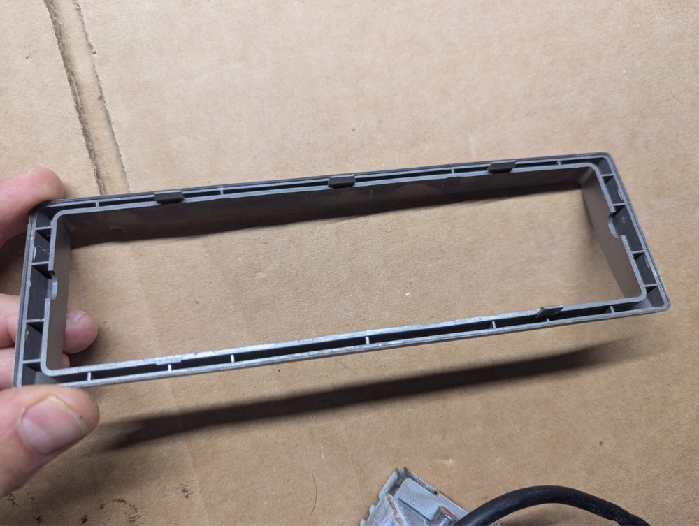 Alpine CDA-9807 cd receiver base Only untested