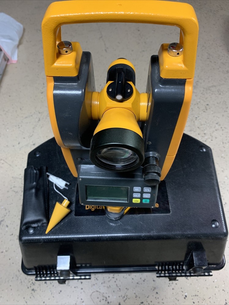 CST / Berger Digital Transit Theodolite DGT 10