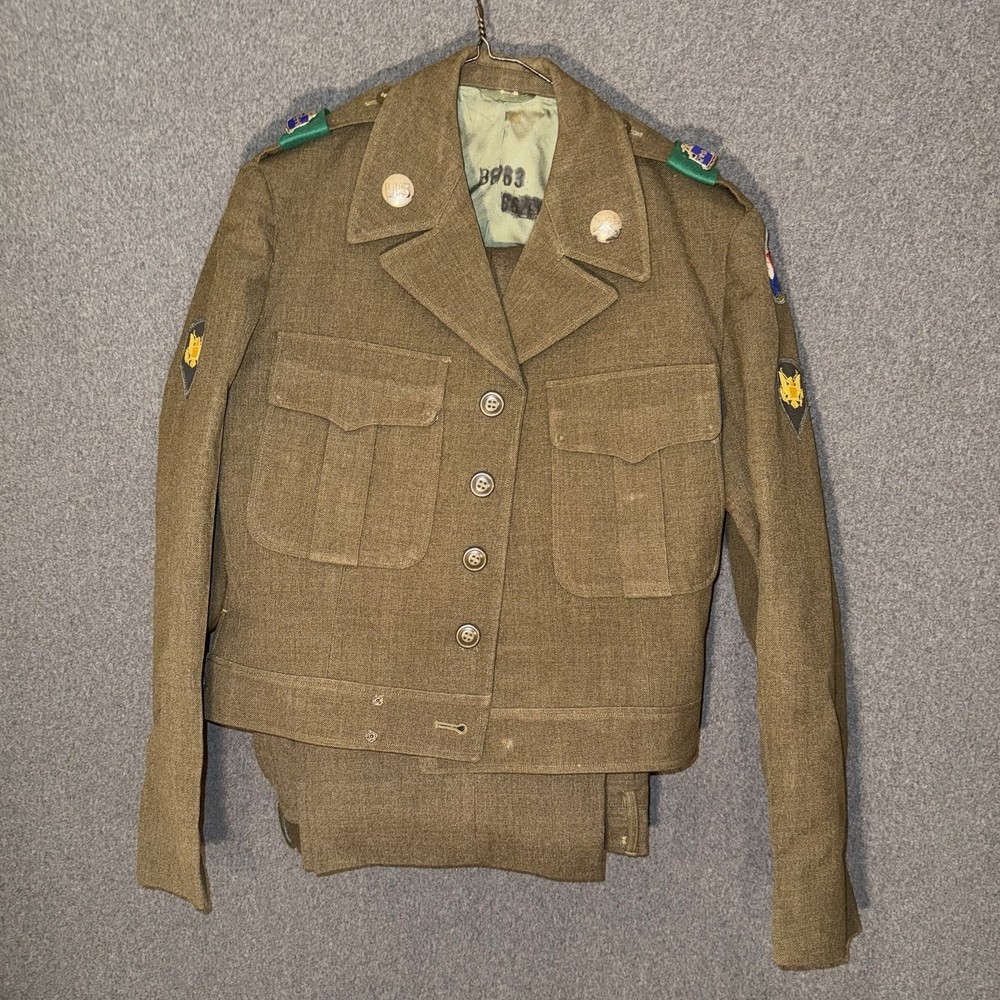 WW11 39th Infantry Regiment Uniform Jacket Pants Collar Devices Unit Crests Spec