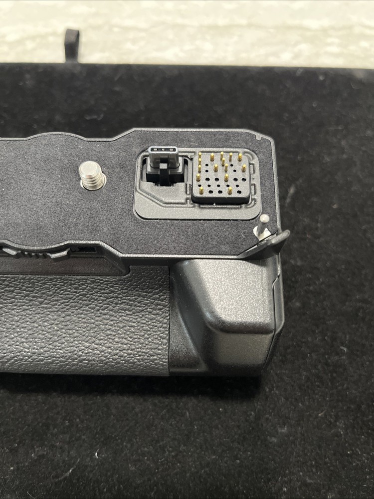 FUJIFILM FT-XH FILE TRANSMITTER GRIP