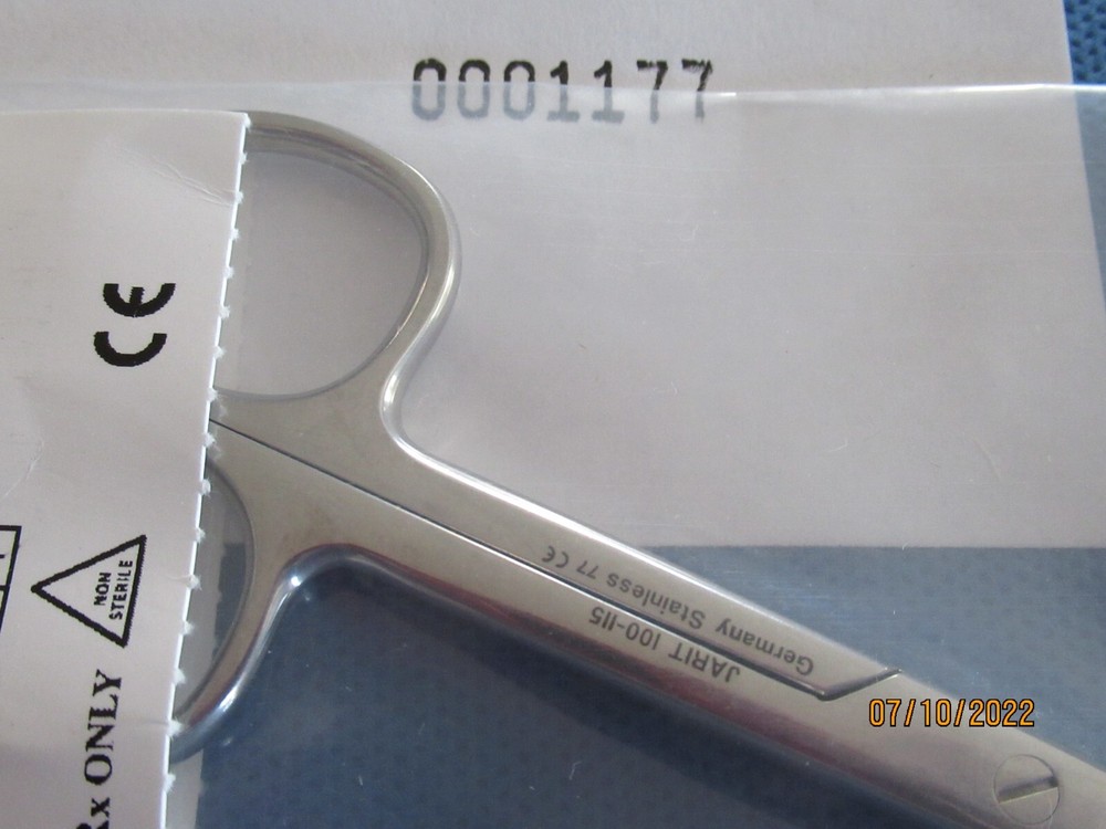 1177 Integra Jarit Operating Scissors 4 3/4" Ref: 100-115