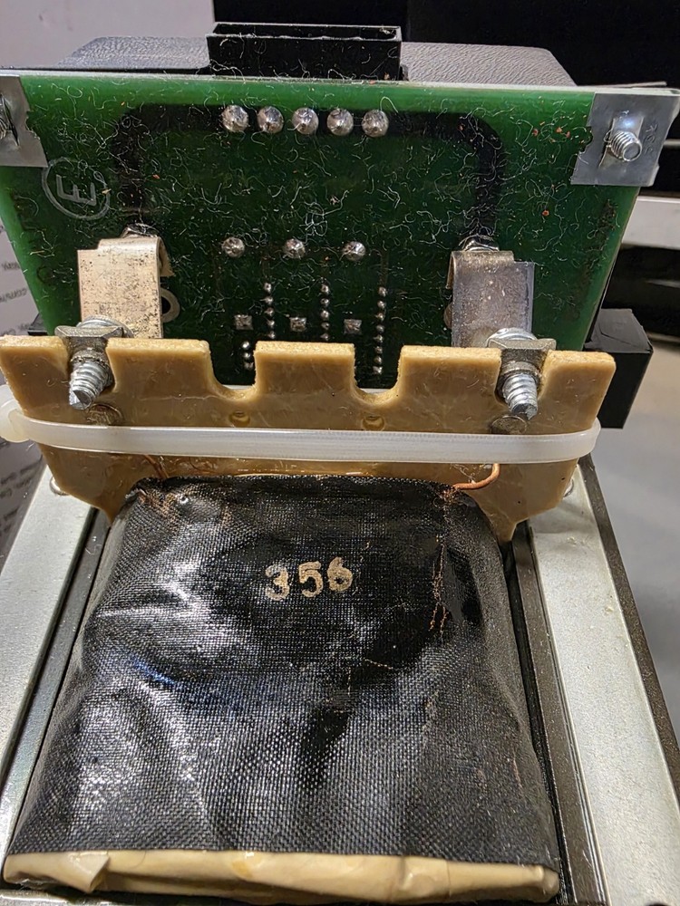 Russelectric Voltage Attenuator VABE 480 Volts