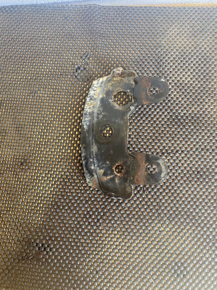 YT125 YAMAHA 1980-1985 DASH CABLE HOLDER