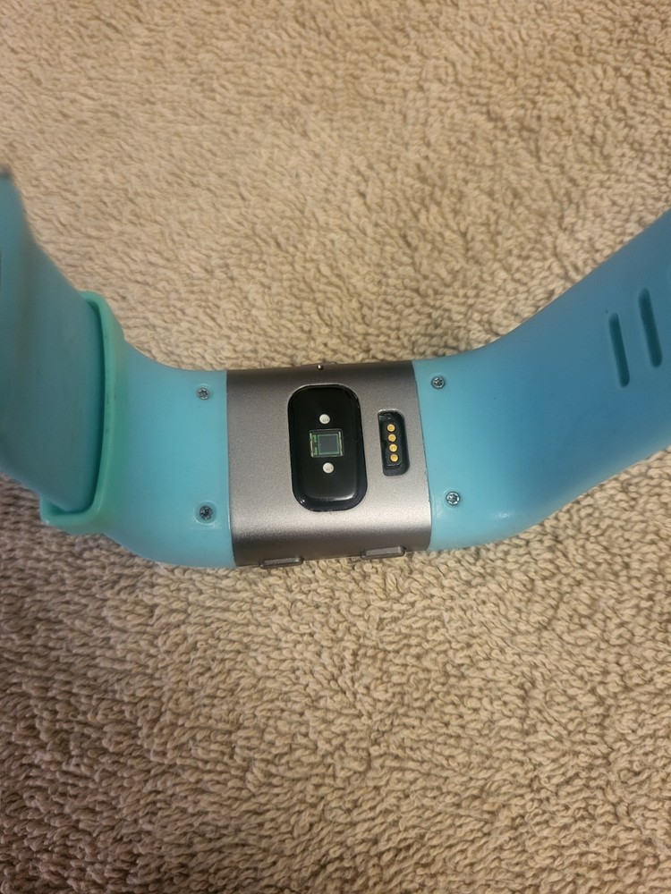 Fitbit Surge Superwatch Activity Tracker Small Medium - Green