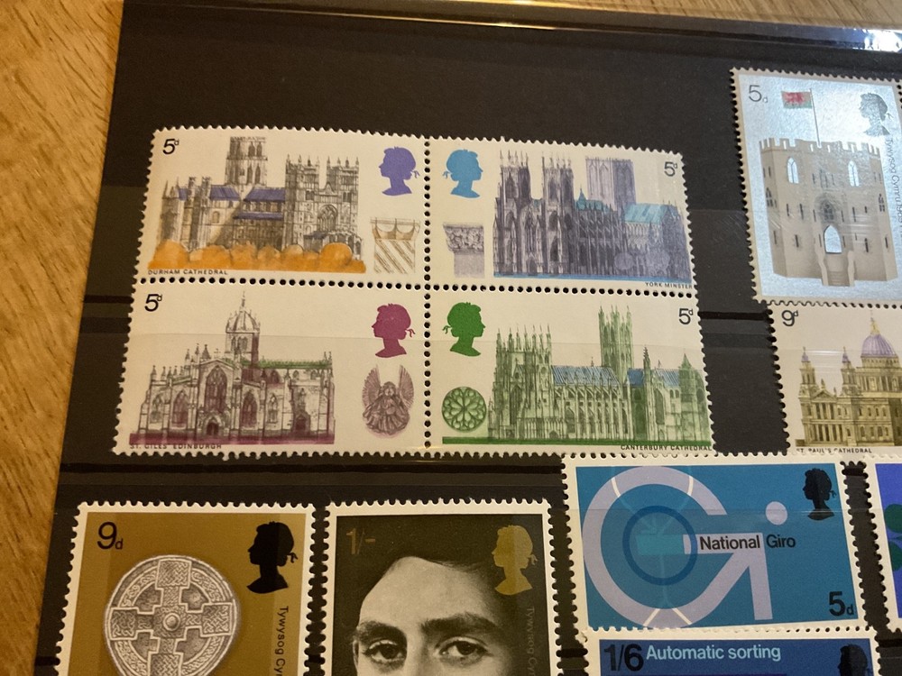 GB Charles Dickens mint never hinged blocks stamps B2507