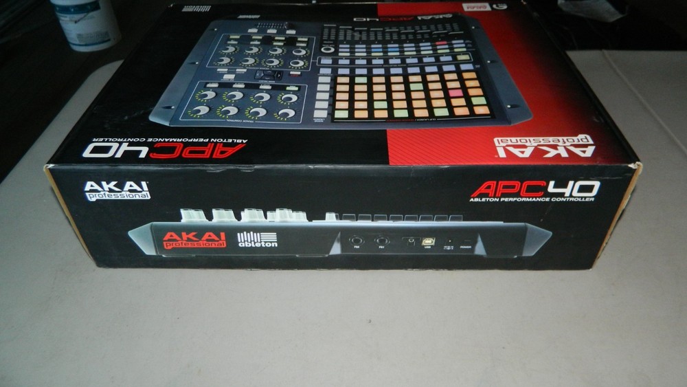 AKAI APC40 Ableton LIVE USB MIDI Controller W/Box + Adapter Tested Works