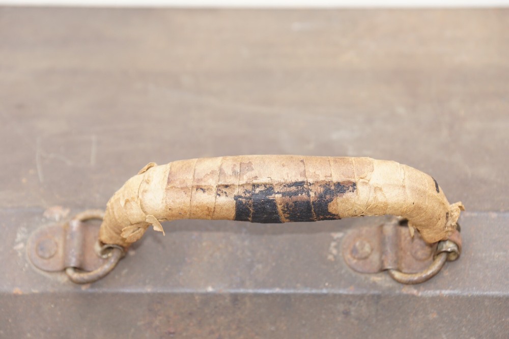 Vintage Duplex GREEN Metal Tool Box Handle Insert