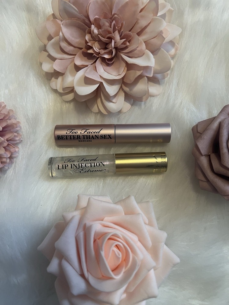 Too Faced Voluptuous Lashes & Plump Lips Mascara & Plumping Gloss Set