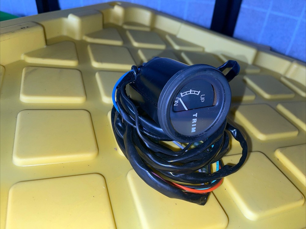 Nippon Seiki Black Trim Gauge