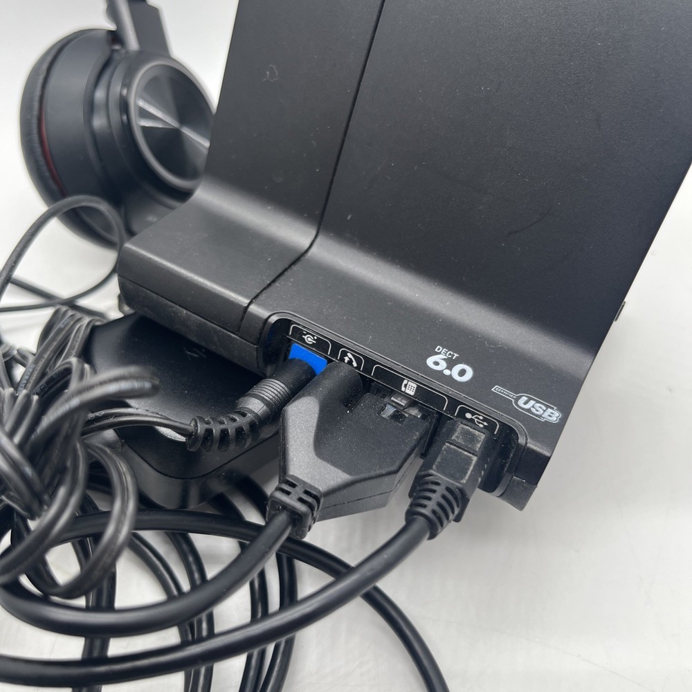 Plantronics Poly Wireless Headset and Base W8200B With Cords