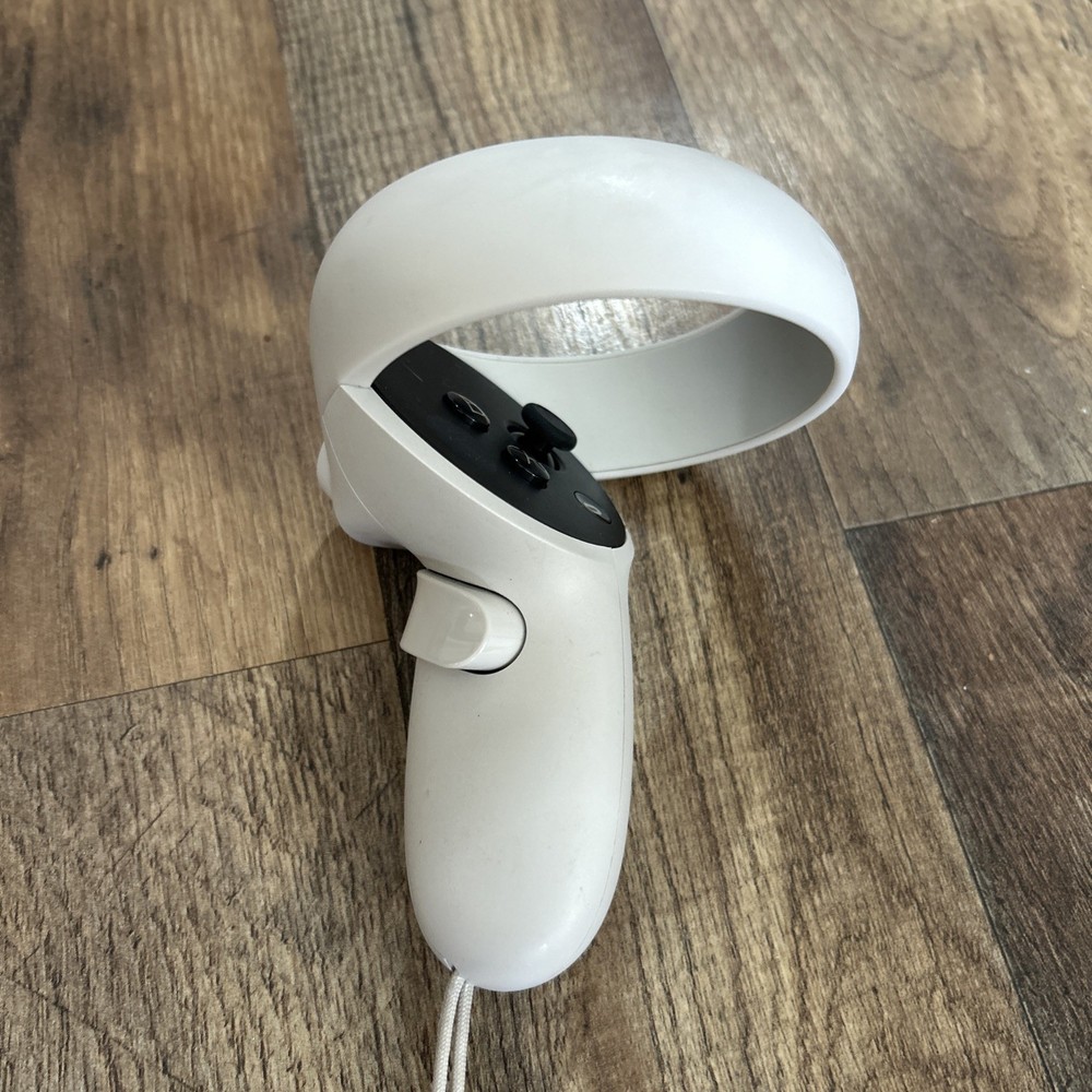 Meta Oculus Quest 2 RIGHT Controller - Great Condition -
