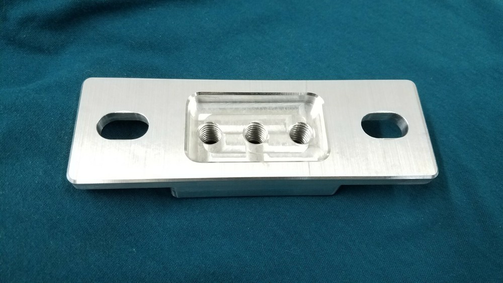 Solid Low Profile Transmission Mount Universal for TH350 TH400 Power Glide 700R4
