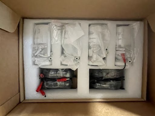 Samsung Wisenet SNK-B73040 (1TB NVR + 4 SNC-79440 Cameras) - Brown Box