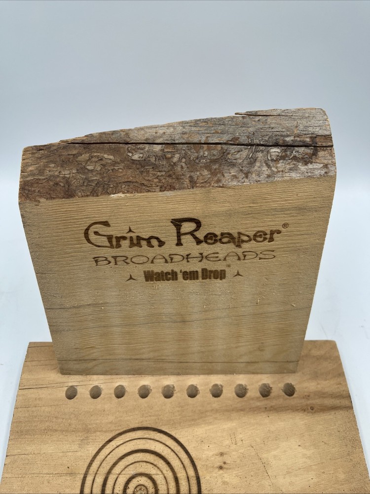 Grim Reaper Broadhead Display - Wood
