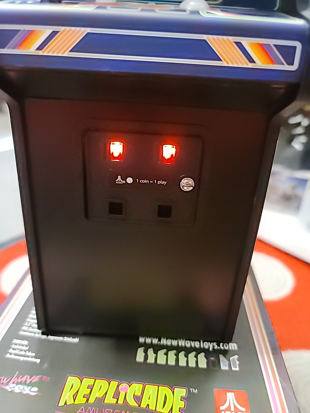 Centipede arcade game 1/6 replicade new wave toys Atari