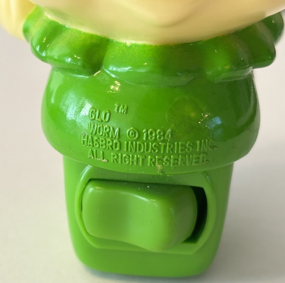 Vintage 1984 Glo Worm Night Light