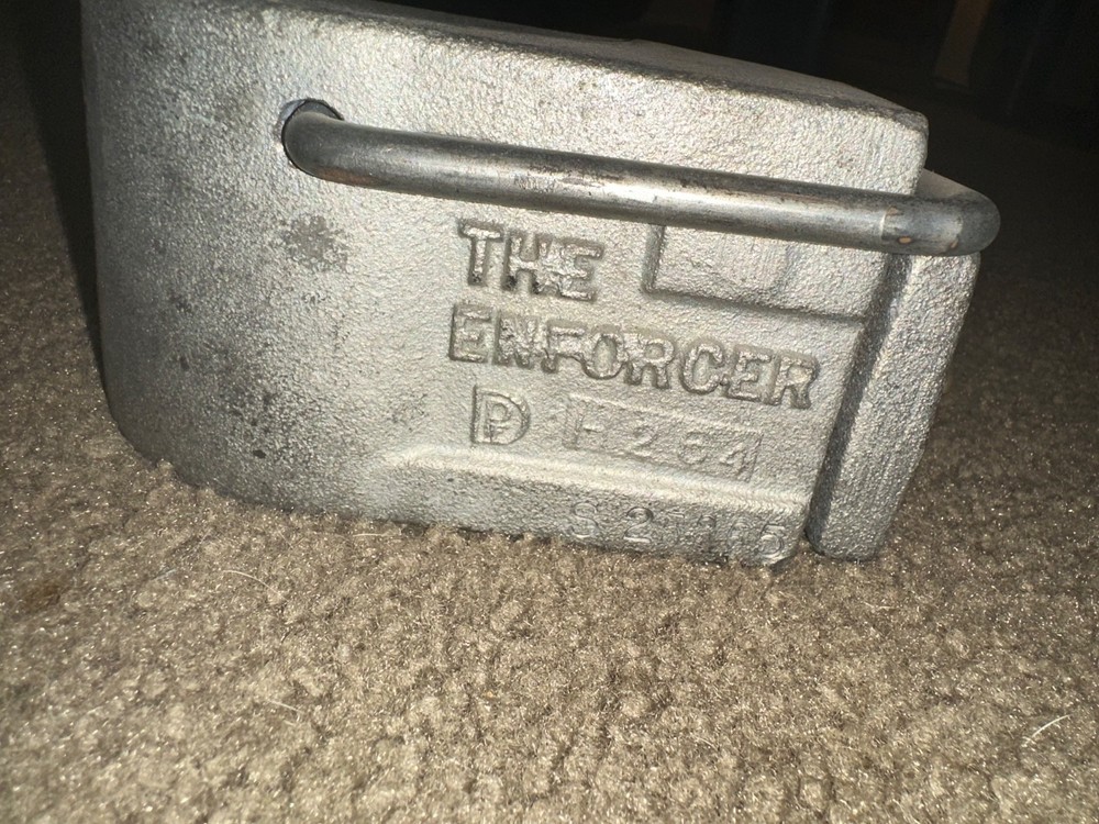 The Enforcer Trailer Hitch Lock With Key - DH264