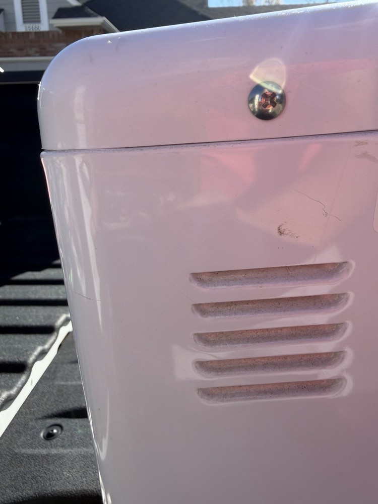 Oster 5839 Automatic Bread Maker Machine 520W 120V – No Bread Pan