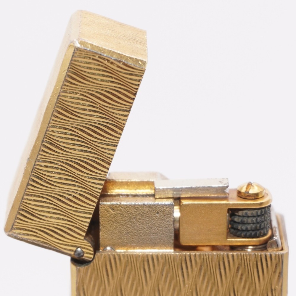 Dunhill Rollagas Lighter Gold CHEVRON Pattern-Ultrasonically cleaned_Working