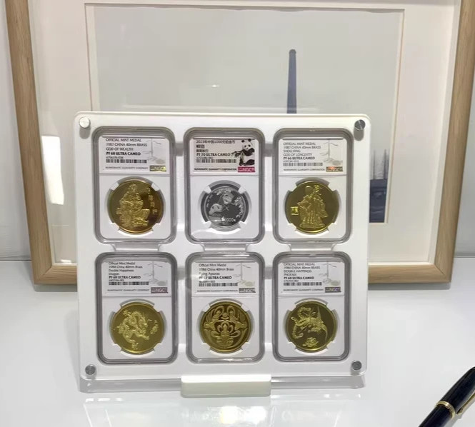 6 Grids Colored Desktop Display Frame Protective Case For NGC/PCGS Holder