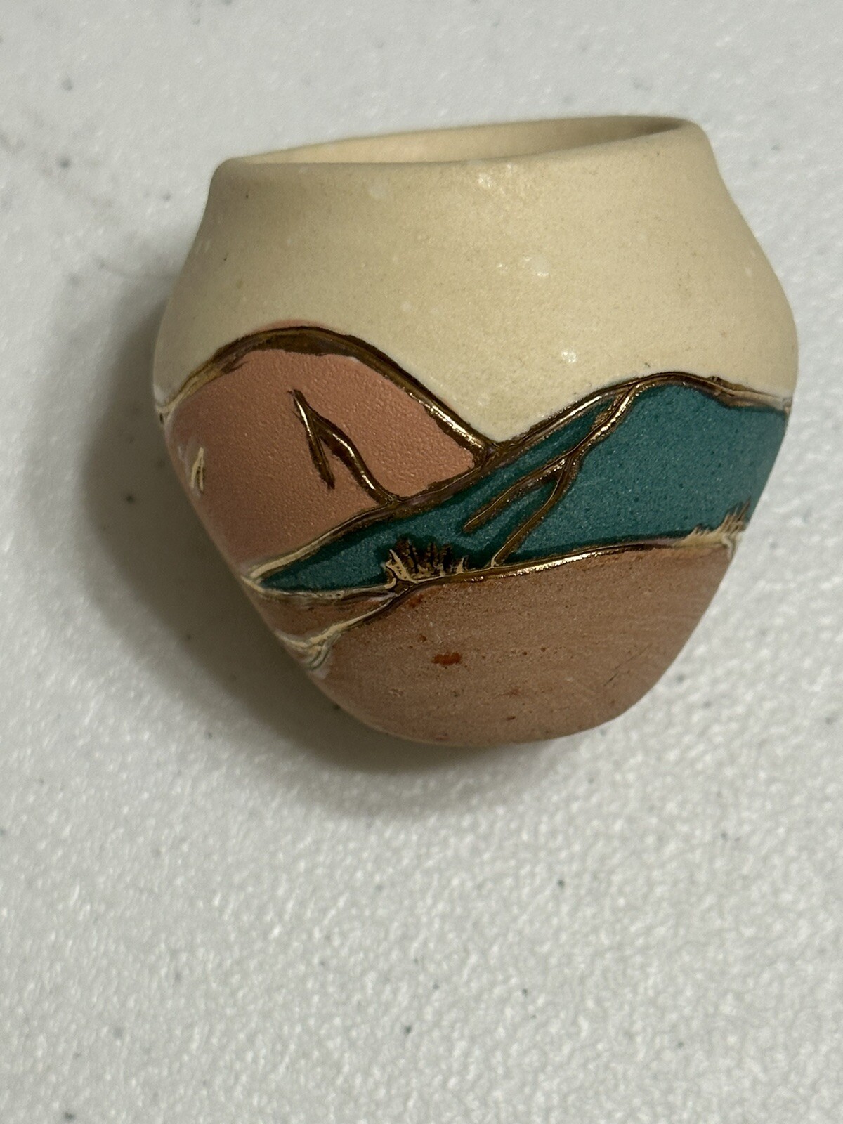 Handmade Artist Signed Native American Southwestern Scene Pottery Plate & Vase