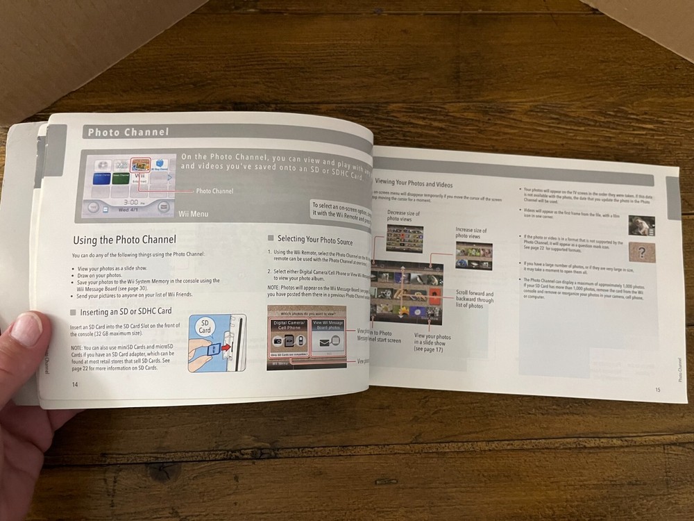 Nintendo Wii Original Manual & Operations System Setup Book w/ Controller Insert