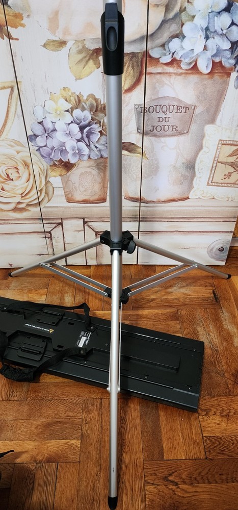 Accolade Duet Portable Projector Screen 65”/80” w/ Stand & Case
