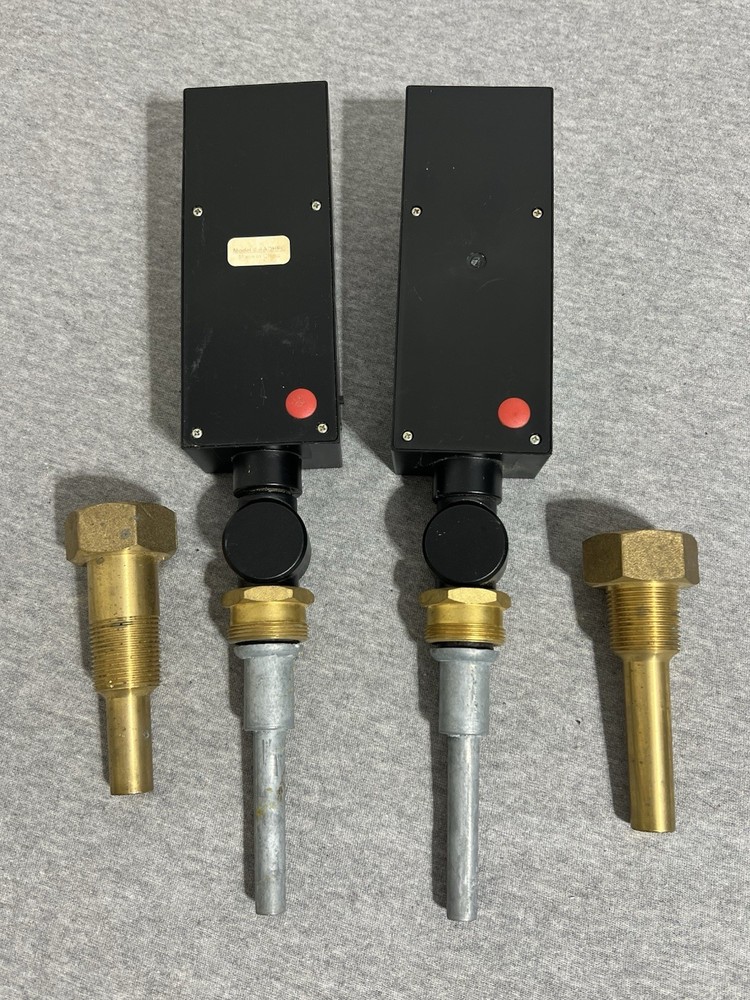 2 WGTC Model#AADHFC Solar Thermometer & 2 Thermowell Couples 3/4" Npt Thread