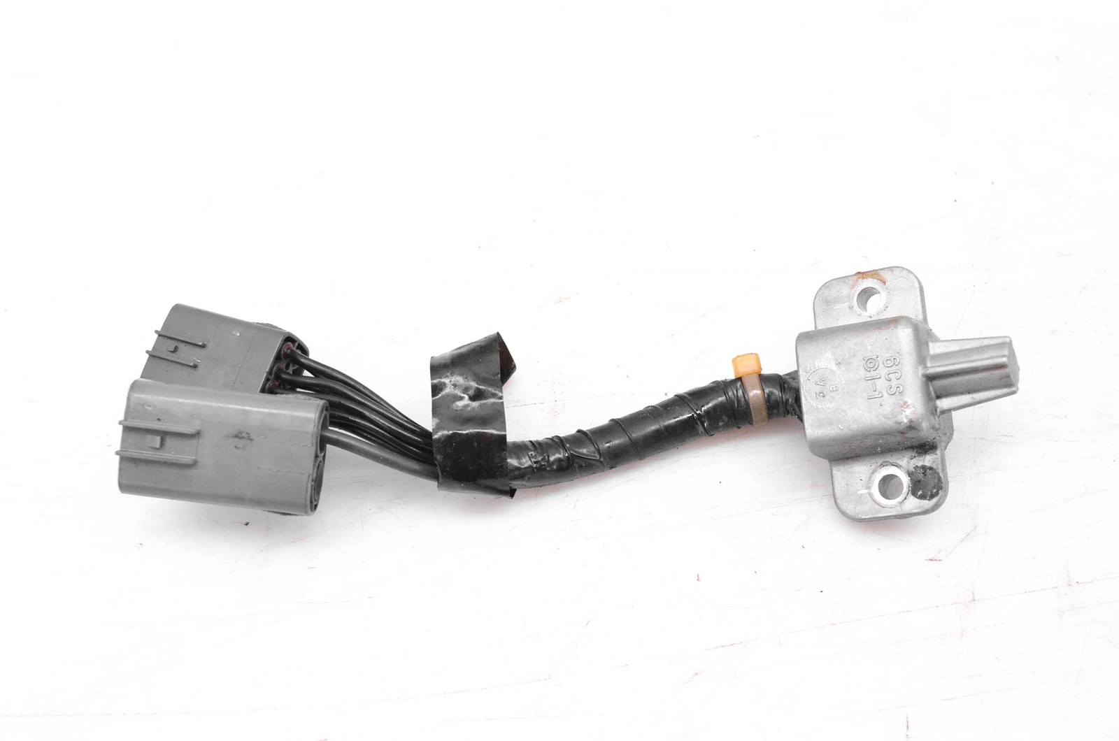 17 Yamaha FX Cruiser HO Earth Plate Comp FB1800