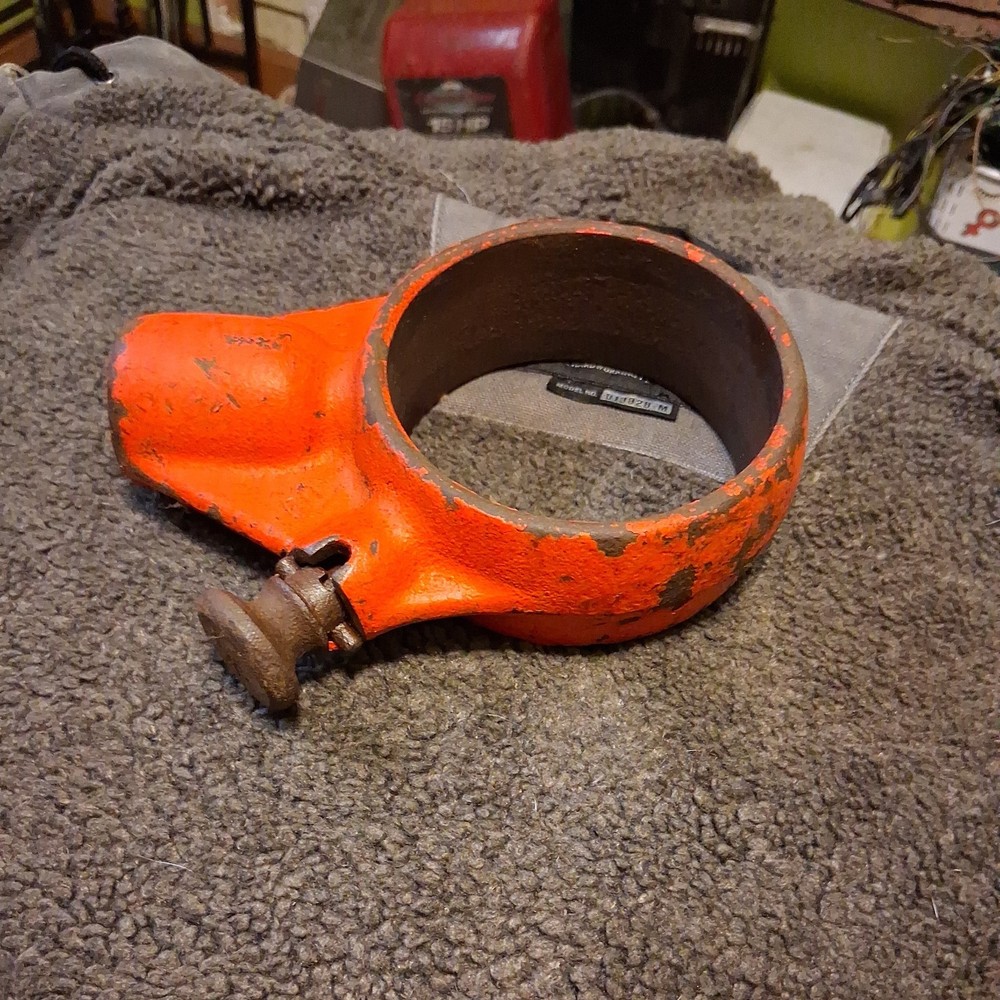 RIDGID Model 12-R Rachet PIPE THREADER