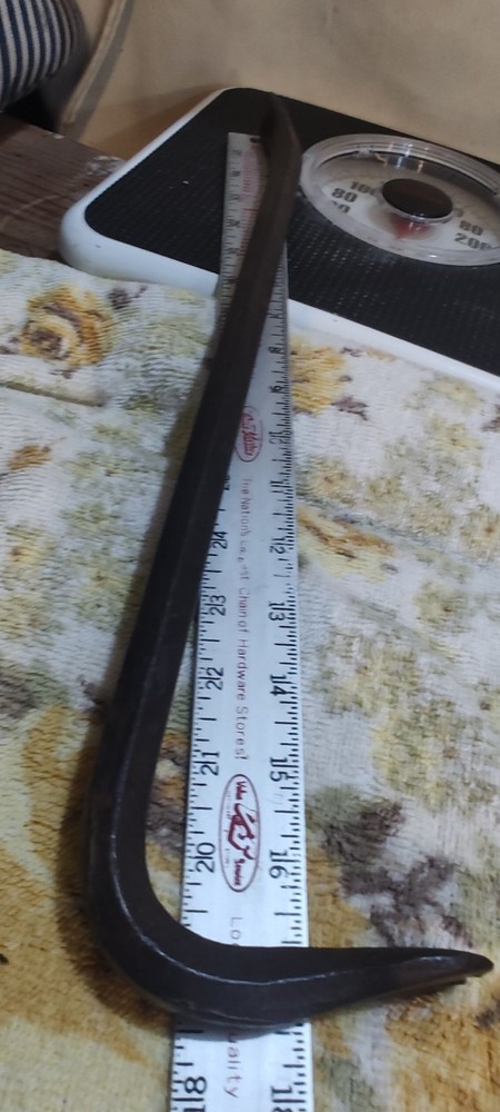 Vintage Unbranded Modified Crow Bar/Nail Puller Tool w/Pointed Alignment End