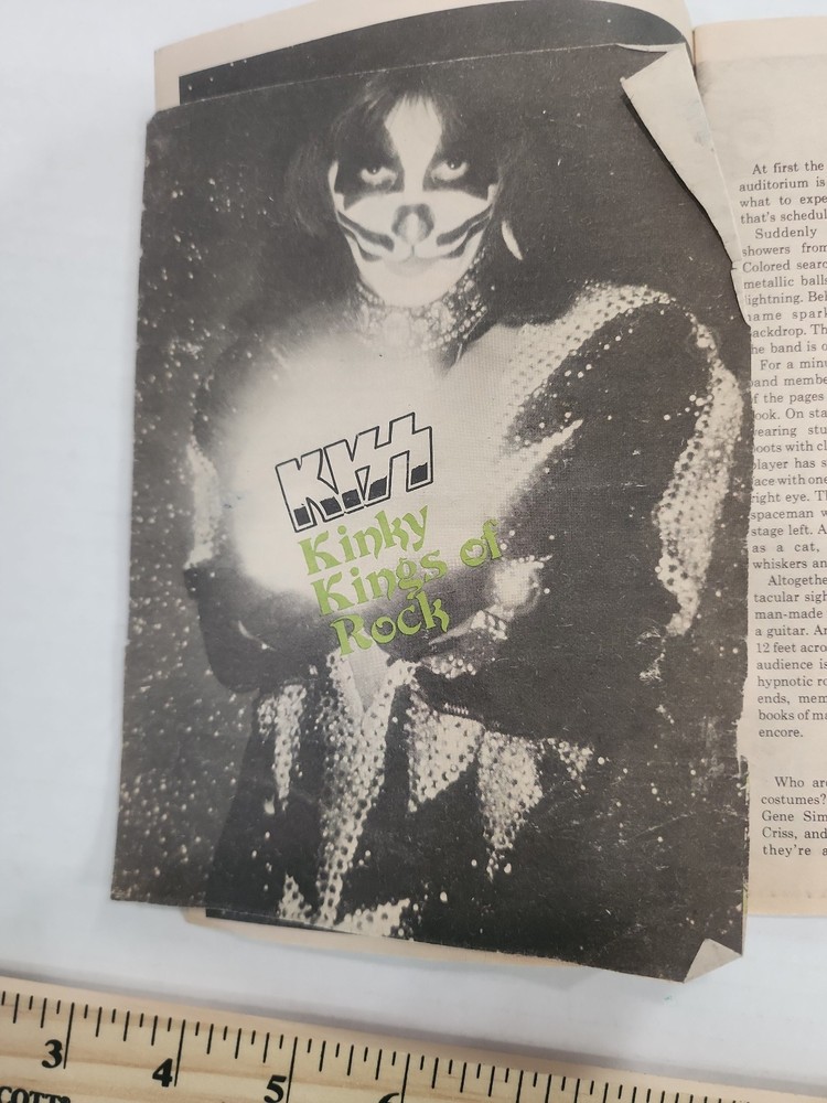 Read Magazine KISS Rock Band Content Vintage 2/18/1977 Issue *SEE NOTES